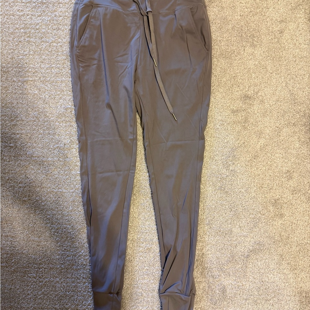 Halara Gray Jogger Pants